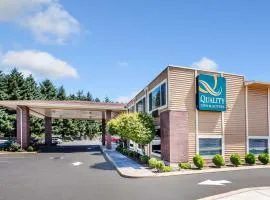 Quality Inn & Suites Vancouver North, hotelli kohteessa Vancouver