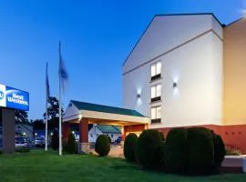 Best Western Springfield West Inn, hotelli kohteessa West Springfield