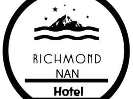 Viesnīca Richmond Nan Hotel pilsētā Nana