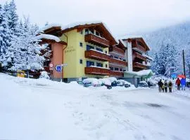 Hotel Bonapace ***S, hotell Madonna di Campiglios