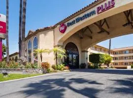 Best Western Plus Newport Mesa Inn, hotelli kohteessa Costa Mesa