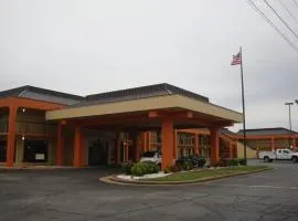 Econo Lodge Inn and Suites - Jackson, hótel í Jackson