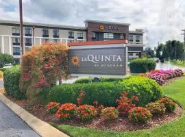 La Quinta by Wyndham Clarksville, hotel sa Clarksville