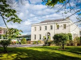 Radisson BLU Hotel & Spa, Little Island Cork, хотел в Корк