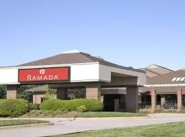 Ramada by Wyndham Raleigh, hotell i Raleigh