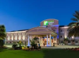 Holiday Inn Express Hotel & Suites New Iberia - Avery Island, an IHG Hotel, מלון בניו איבריה