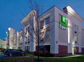 Holiday Inn Express Hotel & Suites Grove City, an IHG Hotel, hótel í Grove City