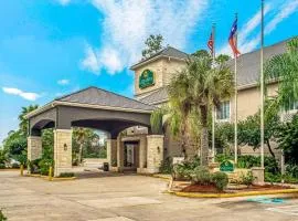 La Quinta Inn & Suite Kingwood Houston IAH Airport 53200，金伍德的飯店