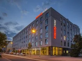 IntercityHotel Saarbrücken, מלון בזארברוקן