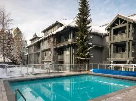 Glacier Lodge, hotel di Whistler