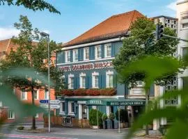 Hotel Goldener Hirsch: Bayreuth şehrinde bir otel