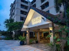 Crystal Resort Korat, hotel en Nakhon Ratchasima