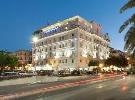 Hotel Esplanade، فندق في بيسكارا