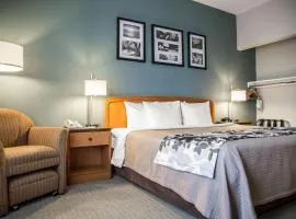 Sleep Inn & Suites Davenport - Quad Cities, hotel v destinácii Bettendorf