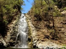 Puntarenas में, होटल Hotel La Cascada