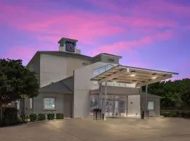 Motel 6-Cleburne, TX，克利本的飯店