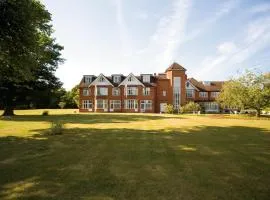 Grovefield House Hotel, hotel din Slough