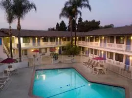 Motel 6-Camarillo, CA, מלון בקמרילו