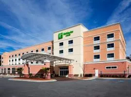 Holiday Inn Hotel & Suites Beaufort at Highway 21, an IHG Hotel, hotel v destinaci Beaufort