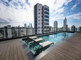 Ibis Balneario Camboriu, hotel u gradu Balneario Kamboriju