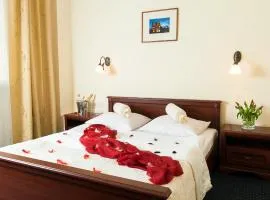 Hotel Arkadia: Legnica şehrinde bir otel