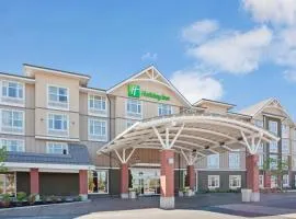 Holiday Inn Hotel & Suites Surrey East - Cloverdale, an IHG Hotel، فندق في سوري