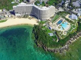 Hotel Monterey Okinawa Spa & Resort, хотел в Онна