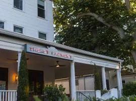 The St Laurent Guest Rooms, hotel v destinácii Asbury Park