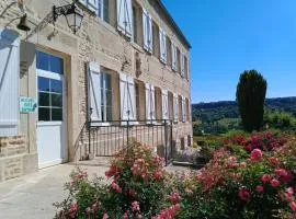 Domaine Ferme Sainte Anne: Langres şehrinde bir otel