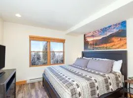 Bear Creek Lodge 309C by Alpine Lodging Telluride, מלון בטלורייד