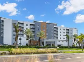 TownePlace Suites by Marriott Cape Canaveral Cocoa Beach, מלון בקייפ קנוורל