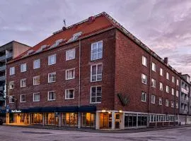 Hotel Amadeus by First, hotel di Halmstad