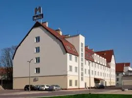 Hotel Milenium: Legnica şehrinde bir otel