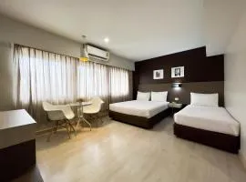 Srivichai Hotel, hotel en Nakhon Ratchasima