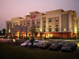 Hampton Inn Carrollton, hotelli kohteessa Carrollton