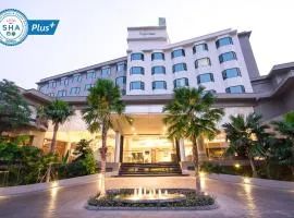 The Grand Riverside Hotel, hotel v mestu Phitsanulok