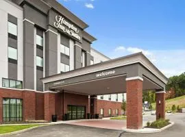 Hampton Inn & Suites Cranberry Township/Mars, מלון בקרנברי טאונשיפ