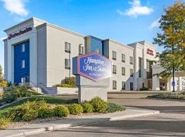 Hampton Inn & Suites Greeley, מלון בגרילי