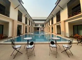 Peacock De Pai Hotel، فندق في باي