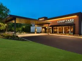 Courtyard by Marriott Lincroft Red Bank, hotel v mestu Red Bank