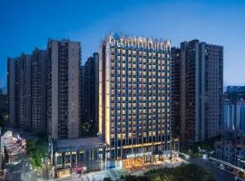 Atour Hotel Meizhou West Station R&F Center, готель у місті Мейчжоу