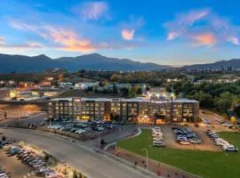 Best Western Plus Executive Residency Fillmore Inn – hotel w mieście Colorado Springs