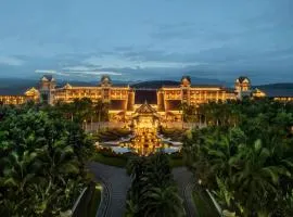 Sheraton Grand Xishuangbanna Hotel, hotell i Jinghong