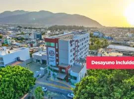 Hotel Fray Select, hotell i Tepic