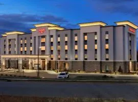 Hampton Inn Kernersville, hotel v mestu Kernersville