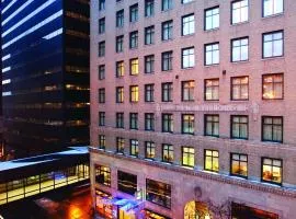 Hyatt Place Des Moines Downtown โรงแรมในดิมอยน์