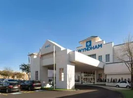 Wyndham DFW Airport, מלון באירווינג