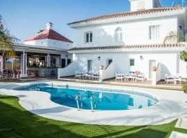 Hotel Novomar, ξενοδοχείο σε Chiclana de la Frontera