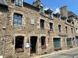 Hôtel du Château Dinan - Originals Boutique, hotel a Dinan