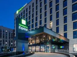 Holiday Inn Express - Astana - Turan, an IHG Hotel、アスタナのホテル